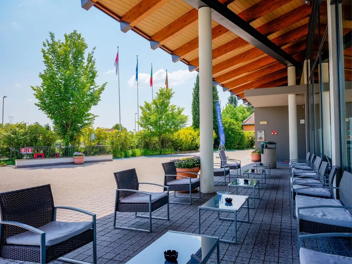 Parc Hotel Peschiera del Garda 4*,  İtalya