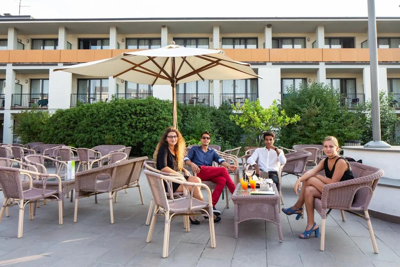 ****  Parc Hotel Peschiera del Garda İtalya
